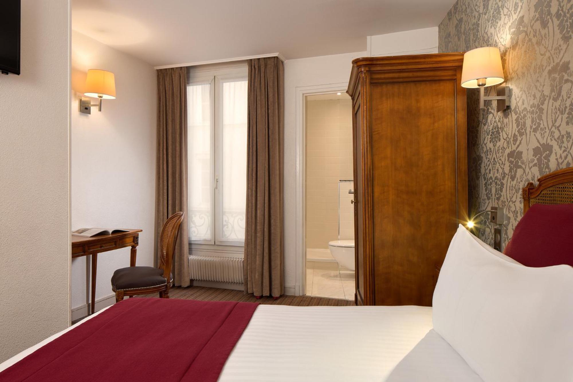 Hotel Timhotel Invalides Eiffel Paris